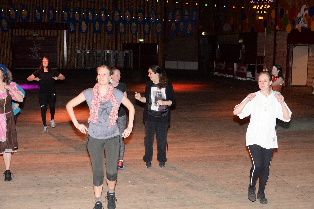 ../Images/Carnavals Zumba 2019 021.jpg
